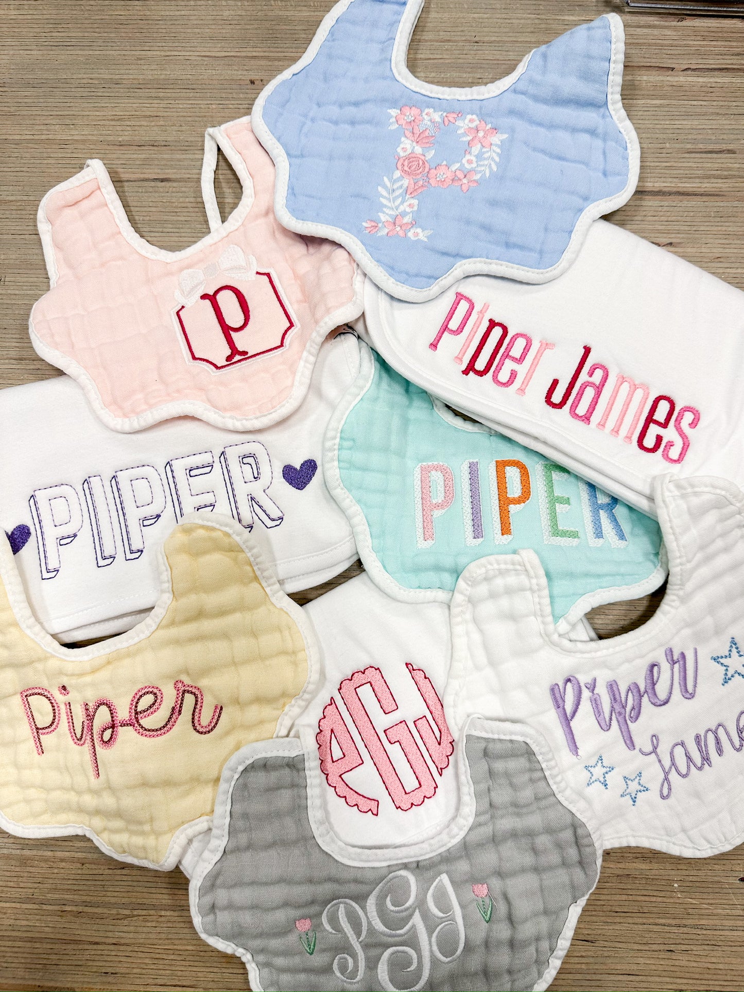 Scalloped Bib Set (Pack of 3)